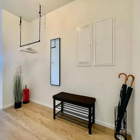 Uniqe- 6 Pers - Design - Fair - Sky-tv - Parking 아우크스부르크