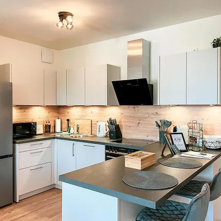 Uniqe- 6 Pers - Design - Fair - Sky-tv - Parking 아파트 아우크스부르크