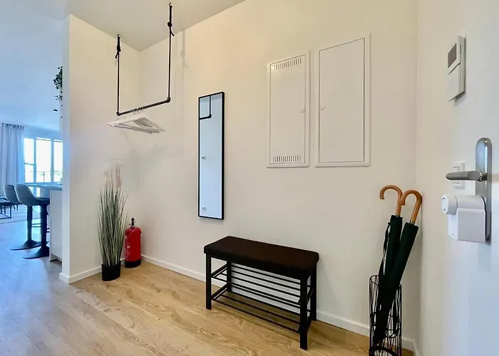 Uniqe- 6 Pers - Design - Fair - Sky-tv - Parking 奥格斯堡