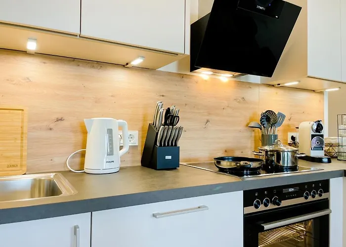 Uniqe- 6 Pers - Design - Fair - Sky-tv - Parking Apartmán