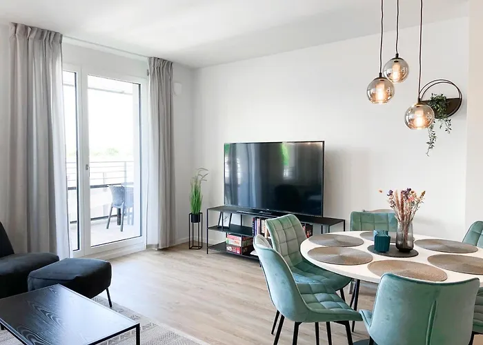 Uniqe- 6 Pers - Design - Fair - Sky-tv - Parking * 奥格斯堡