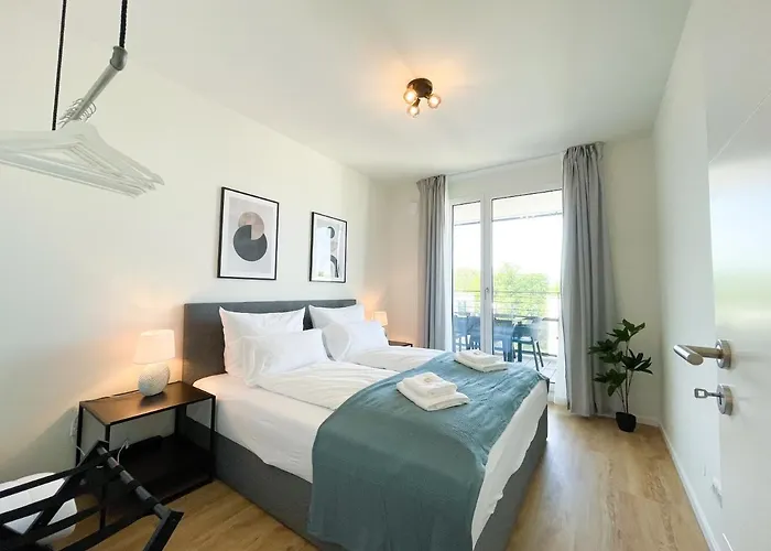 Uniqe- 6 Pers - Design - Fair - Sky-tv - Parking