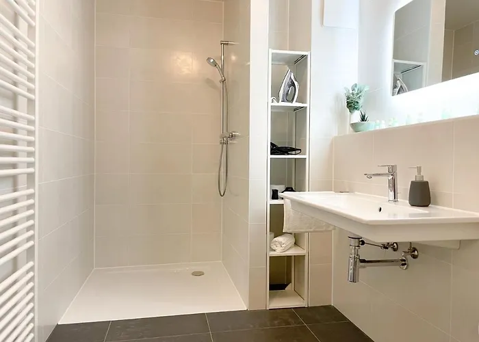 Uniqe- 6 Pers - Design - Fair - Sky-tv - Parking 公寓 奥格斯堡